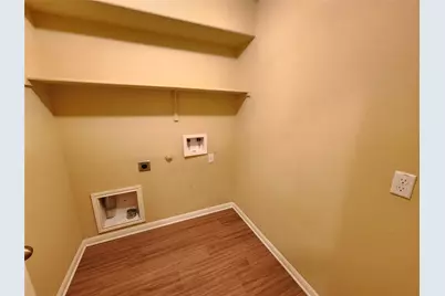 107 Lavaca Loop, Hutto, TX 78634 - Photo 10
