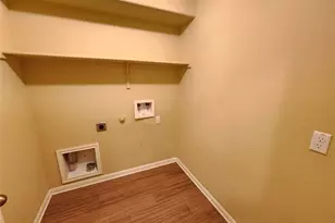 107 Lavaca Loop, Hutto, TX 78634 - Photo 10