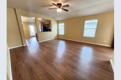 107 Lavaca Loop, Hutto, TX 78634 - Photo 4