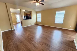 107 Lavaca Loop, Hutto, TX 78634 - Photo 4