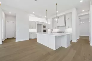 936 Bristol Crk Bnd, Lakeway, TX 78738 - Photo 6