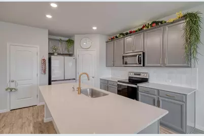 19425 Forman Drive, Pflugerville, TX 78660 - Photo 6