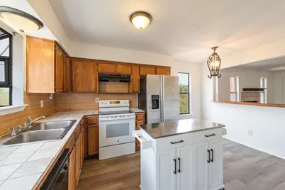 6910 Rifle Bend #B, Austin, TX 78736 - Photo 10