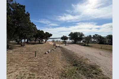 918 Debco Lane, Spicewood, TX 78669 - Photo 4