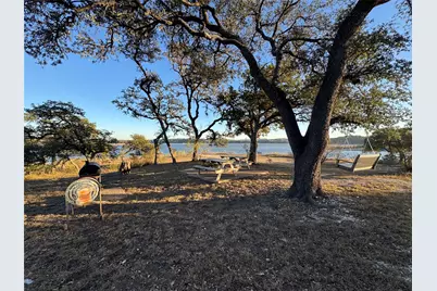 918 Debco Lane, Spicewood, TX 78669 - Photo 12
