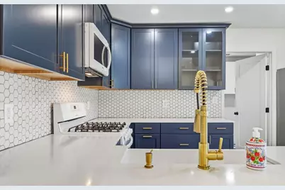 1912 Cannonwood Lane, Austin, TX 78745 - Photo 2