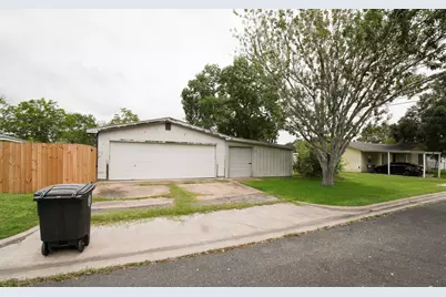 [Address not provided], Schulenburg, TX 78956 - Photo 4