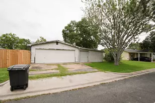 [Address not provided], Schulenburg, TX 78956 - Photo 4
