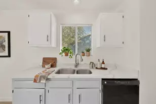 7506 Calumet Cove, Austin, TX 78745 - Photo 10