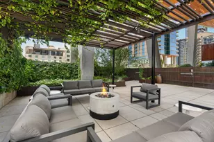 70 Rainey St, Austin, TX 78701 - Photo 32