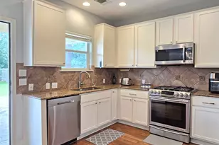 9412 Castle Pines Dr, Austin, TX 78717 - Photo 4