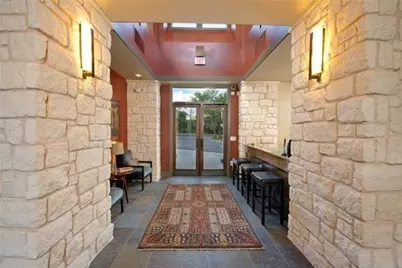 2800 Bartons Bluff Lane #605, Austin, TX 78746 - Photo 4