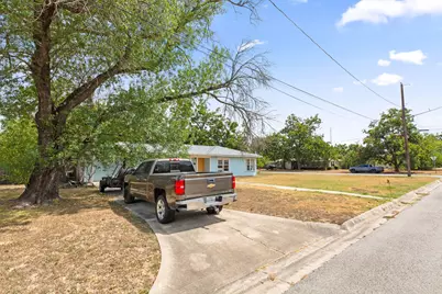 1907 Paige Street, Georgetown, TX 78626 - Photo 32