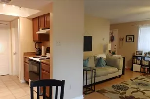 8500 Lyndon Ln, Austin, TX 78729 - Photo 4