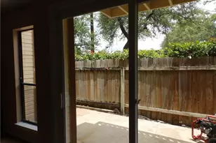 8500 Lyndon Ln, Austin, TX 78729 - Photo 16