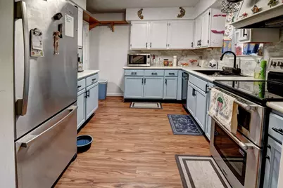 165 Thousand Oaks Drive, Cedar Creek, TX 78612 - Photo 6