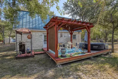 165 Thousand Oaks Drive, Cedar Creek, TX 78612 - Photo 12