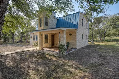 165 Thousand Oaks Drive, Cedar Creek, TX 78612 - Photo 1