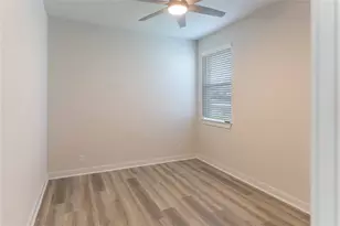 1917 Colonial Ave, New Braunfels, TX 78130 - Photo 8