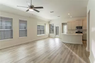 1917 Colonial Ave, New Braunfels, TX 78130 - Photo 20