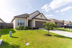 1917 Colonial Ave, New Braunfels, TX 78130 - Photo 16
