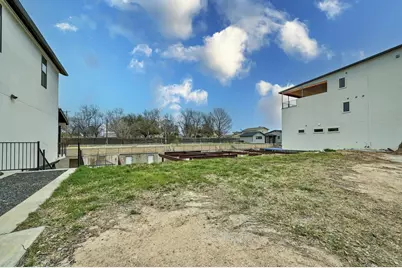 940 Euel Moore Drive #3, Kingsland, TX 78639 - Photo 2