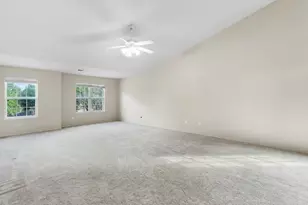 125 Hometown Pkwy, Kyle, TX 78640 - Photo 16