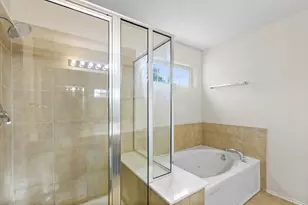 125 Hometown Pkwy, Kyle, TX 78640 - Photo 20