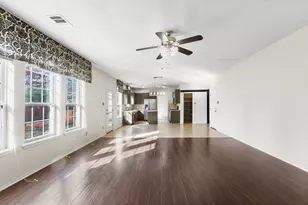 125 Hometown Pkwy, Kyle, TX 78640 - Photo 6