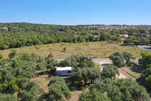 801 Len Bar Ct, Leander, TX 78641 - Photo 18