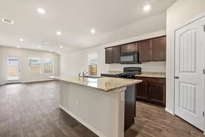 128 Shimmering Cove, San Marcos, TX 78666 - Photo 2