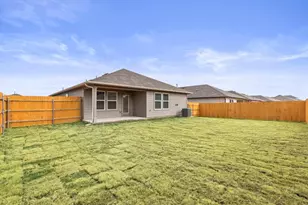 128 Shimmering Cv, San Marcos, TX 78666 - Photo 8