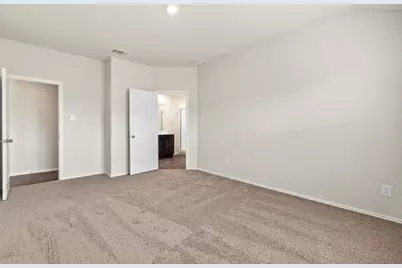 128 Shimmering Cove, San Marcos, TX 78666 - Photo 4