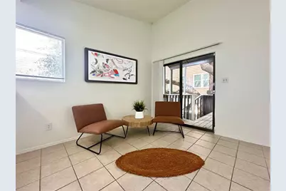 2410 Longview Street #D-202, Austin, TX 78705 - Photo 2