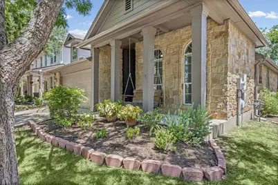 11917 Buzz Schneider Lane, Austin, TX 78748 - Photo 2