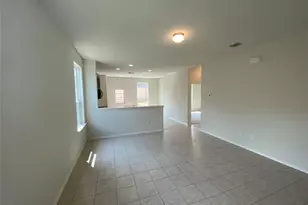 204 Nettletree Dr, Buda, TX 78610 - Photo 4