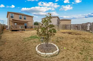 100 Wincliff Cv, Jarrell, TX 76537 - Photo 16