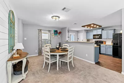 100 Wincliff Cove #13D, Jarrell, TX 76537 - Photo 10