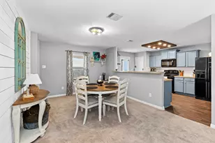 100 Wincliff Cv, Jarrell, TX 76537 - Photo 10