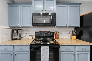 100 Wincliff Cv, Jarrell, TX 76537 - Photo 6