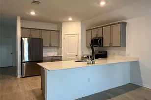 197 Santa Rosa Ln, Buda, TX 78610 - Photo 6