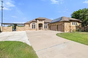 321 Sarahs Ln, Liberty Hill, TX 78642 - Photo 8