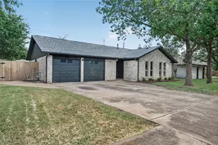13005 Powderhorn St, Austin, TX 78727 - Photo 24