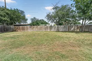 13005 Powderhorn St, Austin, TX 78727 - Photo 38