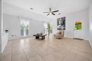 13800 Shadowlawn Trace SE, Manor, TX 78653 - Photo 10