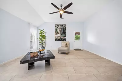 13800 Shadowlawn Trace SE, Manor, TX 78653 - Photo 14