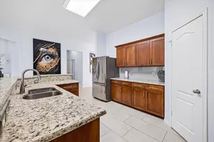 13800 Shadowlawn Trace SE, Manor, TX 78653 - Photo 8