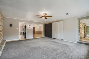 2204 Falcon Hill Dr, Austin, TX 78745 - Photo 16