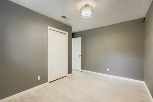 2204 Falcon Hill Dr, Austin, TX 78745 - Photo 20