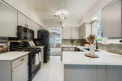 2204 Falcon Hill Drive, Austin, TX 78745 - Photo 8